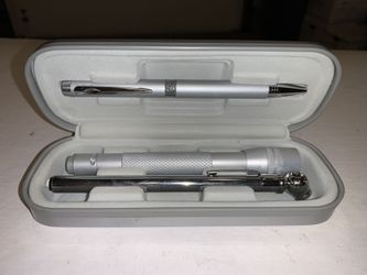 Auto Kit with Pen, Flashlight & Air Pressure Gauge