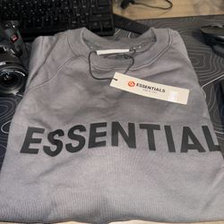 Medium Men’s Grey Essential Fear of God Sweatshirt