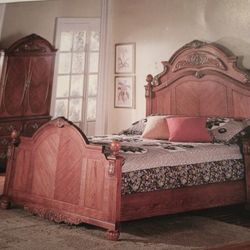 Solid Oak Bedroom Set Queen Size Bed Footboard Headboard Sideboards Three Hutches That Come On The Side Very Expensive