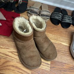 Ugg Boots Size 6