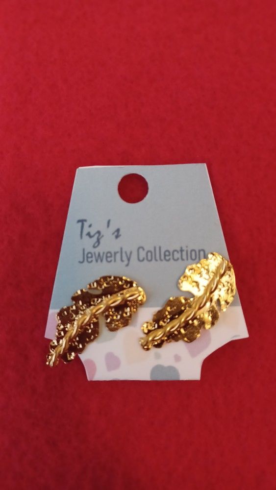 Hammered Bronze Leaf Earrings