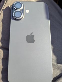 iPhone 17 mint condition good for parts
