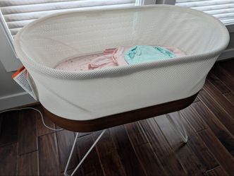 SNOO Smart Sleeper Bassinet
