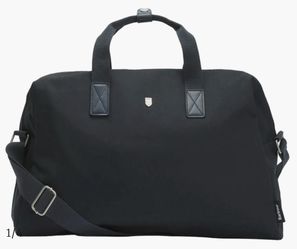 New with tags BARBOUR Cascade Flight Holdall Bag NAVY ret $100
