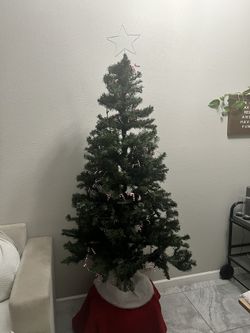 6ft Christmas Tree