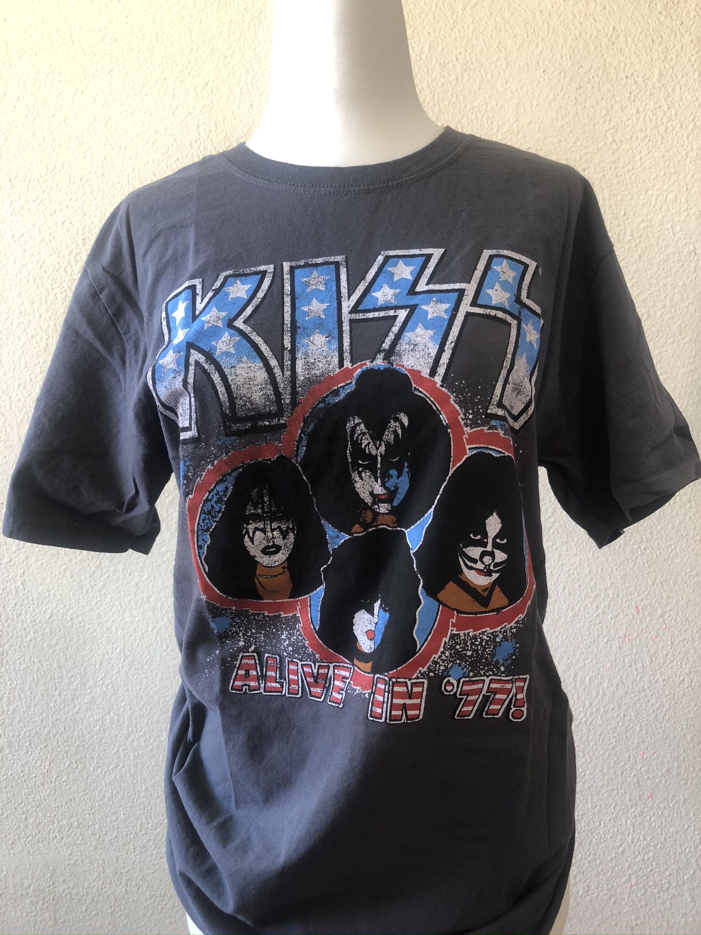 Kiss Tee available S-XL