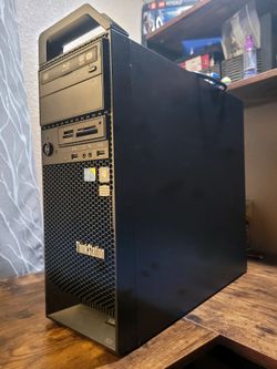 Lenovo ThinkStation S20 Desktop PC