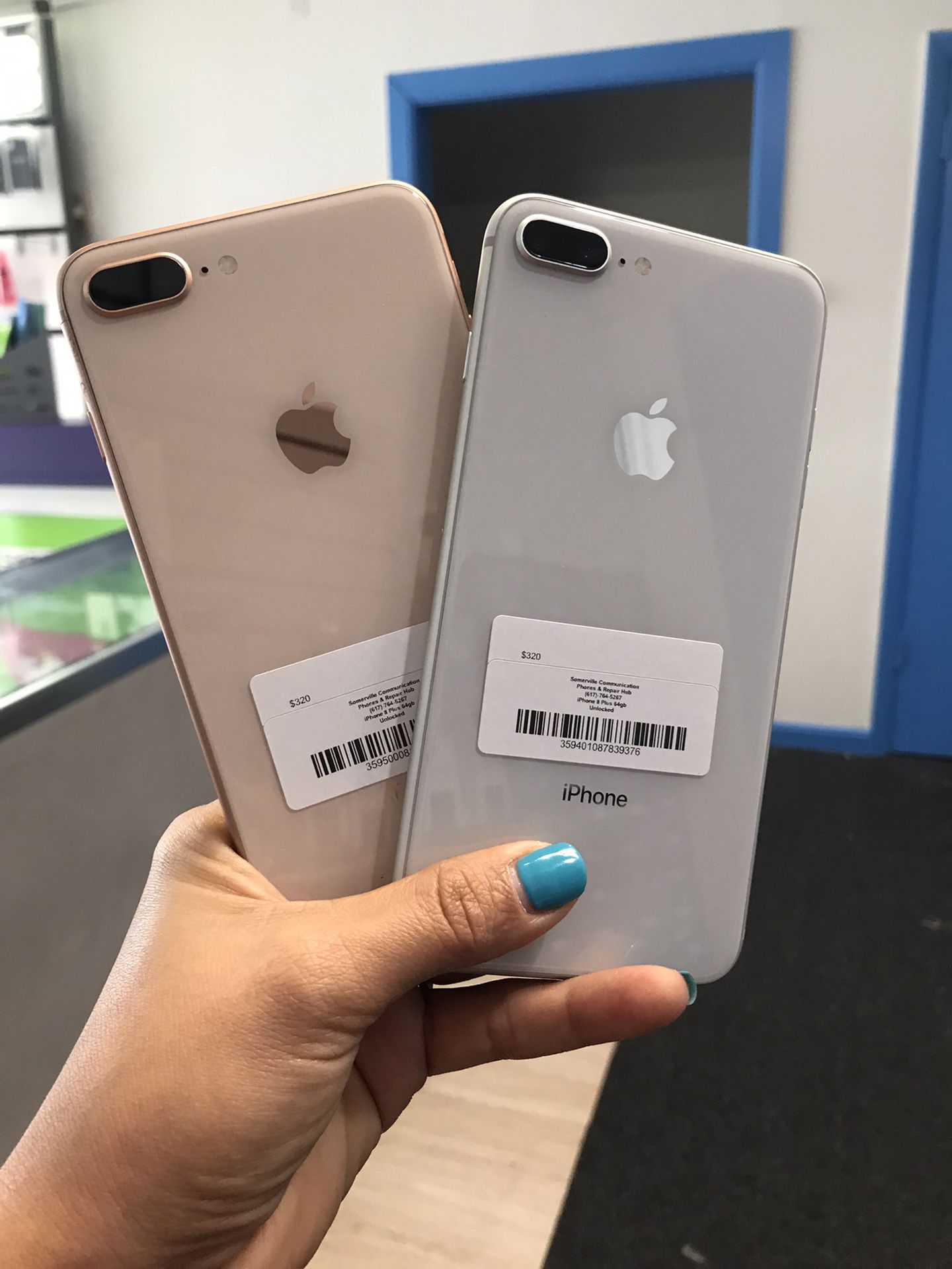 Factory Unlocked iphone 8 plus , sold with store warranty 