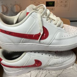 Nike Court Vision Low Swoosh