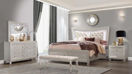 4-Piece Queen Bedroom Set – Bed, Dresser, Mirror & Nightstand | Delivery & Setup Available