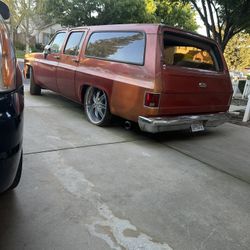 1982 Chevrolet C/K 20 Suburban