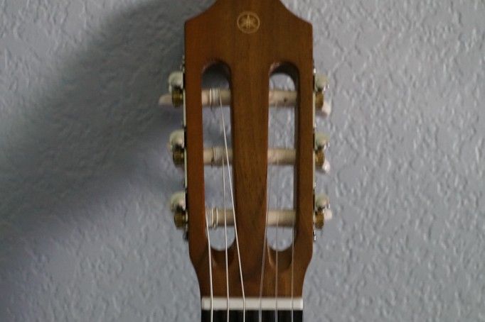 Yamaha C40