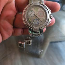 Maubussin 463 Chronograph Quartz w/Diamond Bezel, Sultan Of Oman Khanjar Edition.. Stainless Steel Bracelet w/white dial in very good condition..