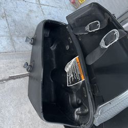 harley saddle bags