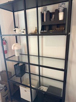 Glass shelf’s