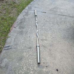 Weight Rackable Curl Bar 