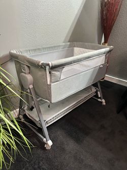Baby Bassinet Beside With Mattress