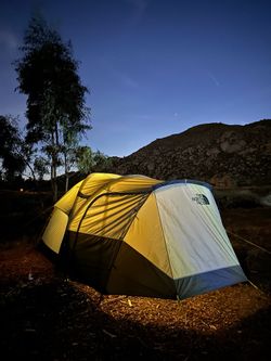 The North Face Wawona 6 Tent + Footprint – Excellent Condition