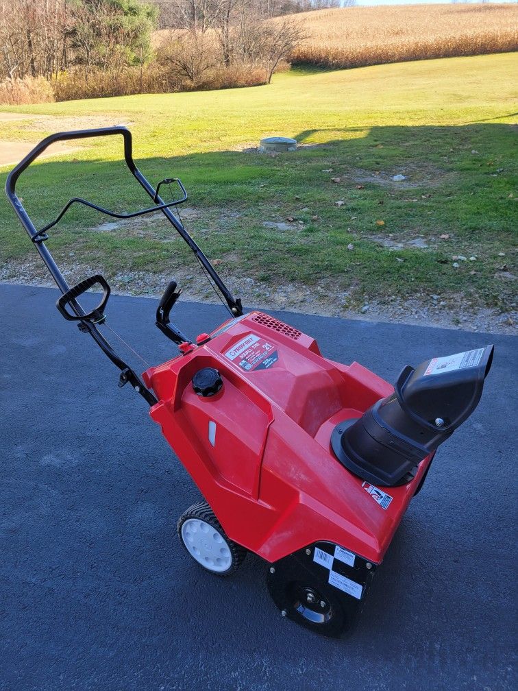 Troy Bilt Snow thrower for Sale in Dubois, PA OfferUp