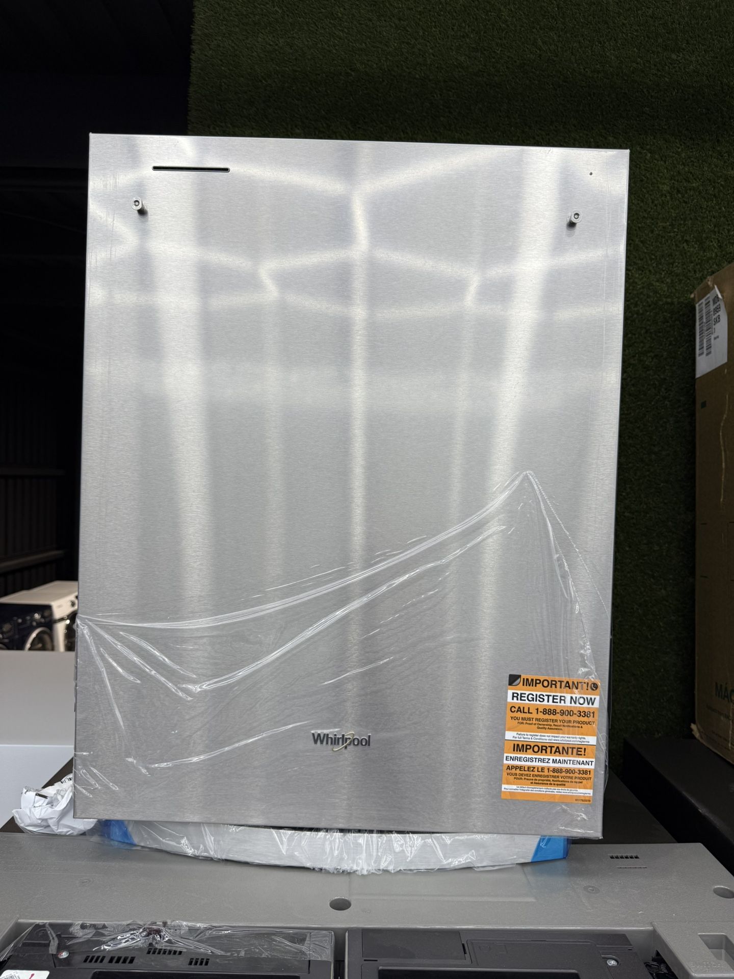 New open box Whirlpool stainless steel Diswasher 