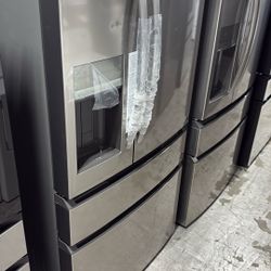 Frigidaire Refrigerator 