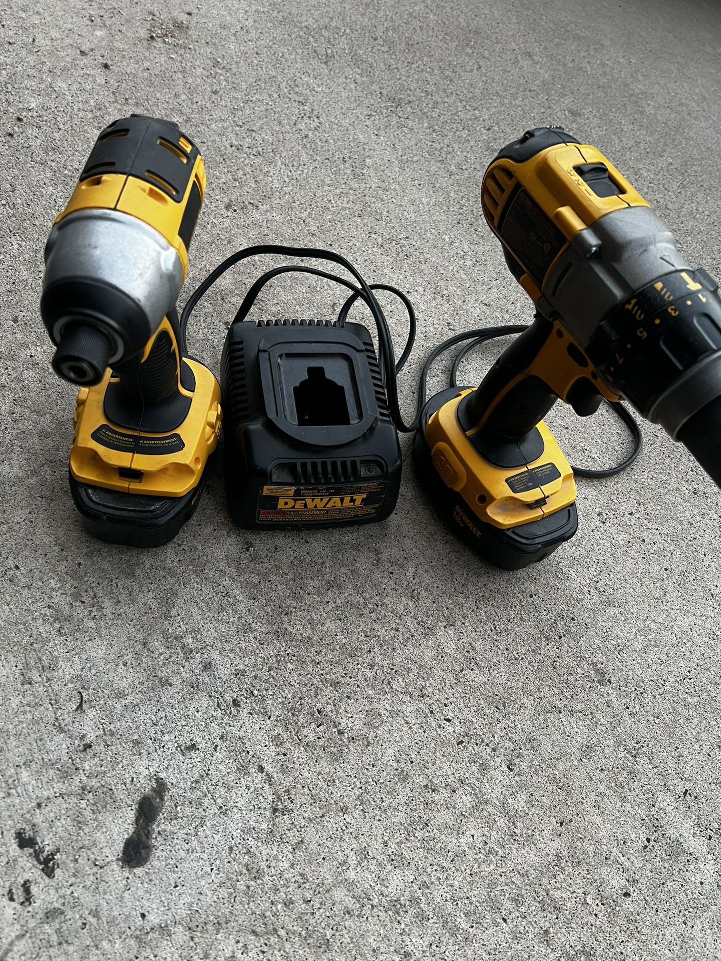 Dewalt Set Drill