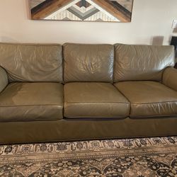 Ethan Allen 3 Seat Leather couch (Color:Taupe/Gray)