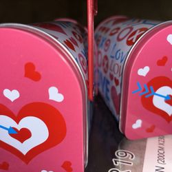 valentine Make Up Mail Box 