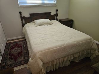 Full size bedroom set
