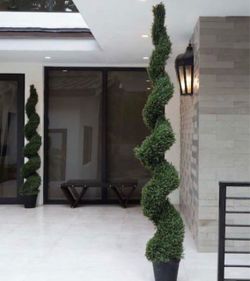 NEW 8 ft Artificial UV Resistant Spiral Topiary Tree - Retail $630