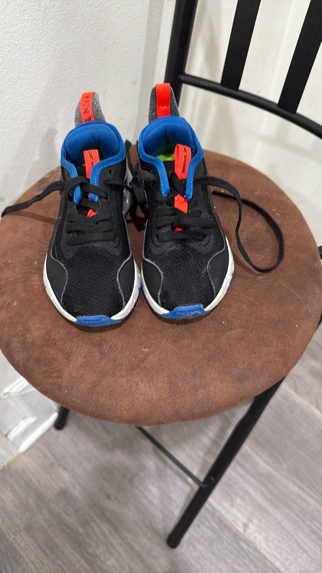 Black And Blue Reebok (11 Toddlers)