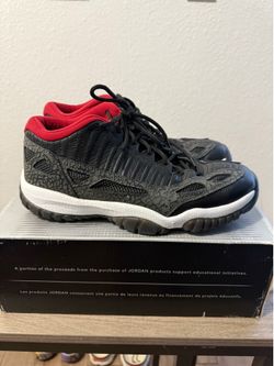 2003 Jordan 11 low LE. Size 10