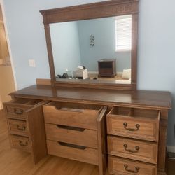 Long Dresser With Mirror 