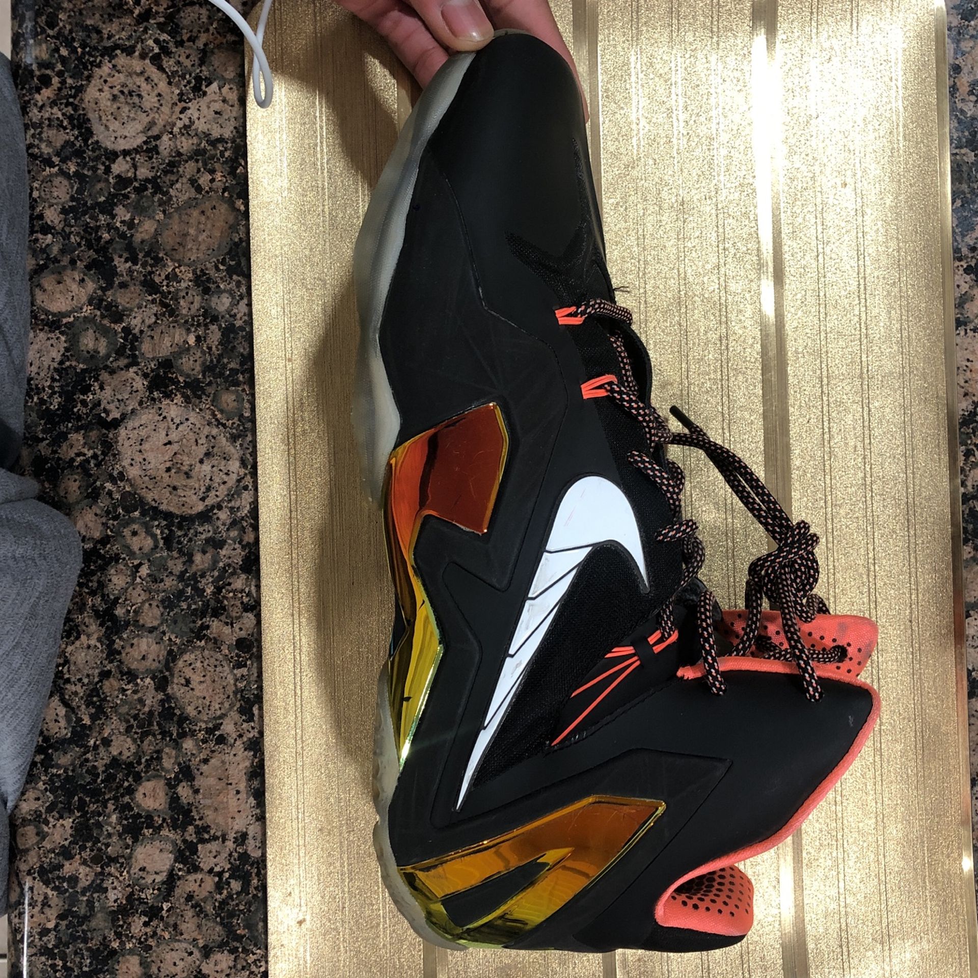 Nike Lebron 11 XI Elite “Gold Pack” Men's Size 15 Black Mango