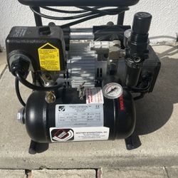  Werther Oiless Air Compressor/Pump C120 TC Ultra Quiet 110 Volt 60 Hz 8.5 A Phase 1 RPM1680 Max.Working Pressure 90-120psi