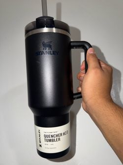 Stanley Quencher H2.0 Tumbler 40oz Black