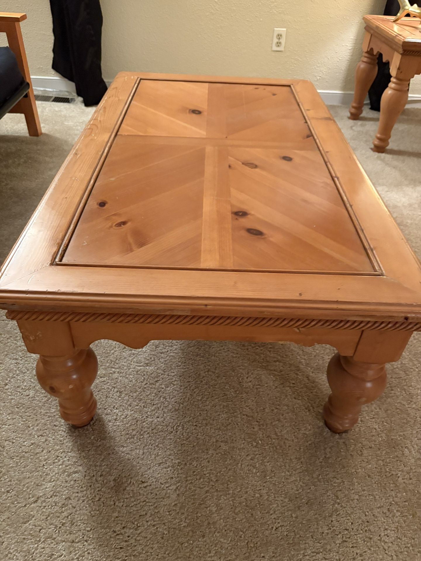 Coffee And End Table