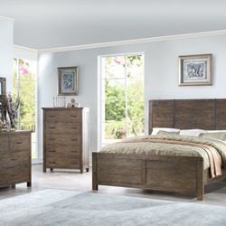4-piece Queen Bedroom Set, Solid Wood 