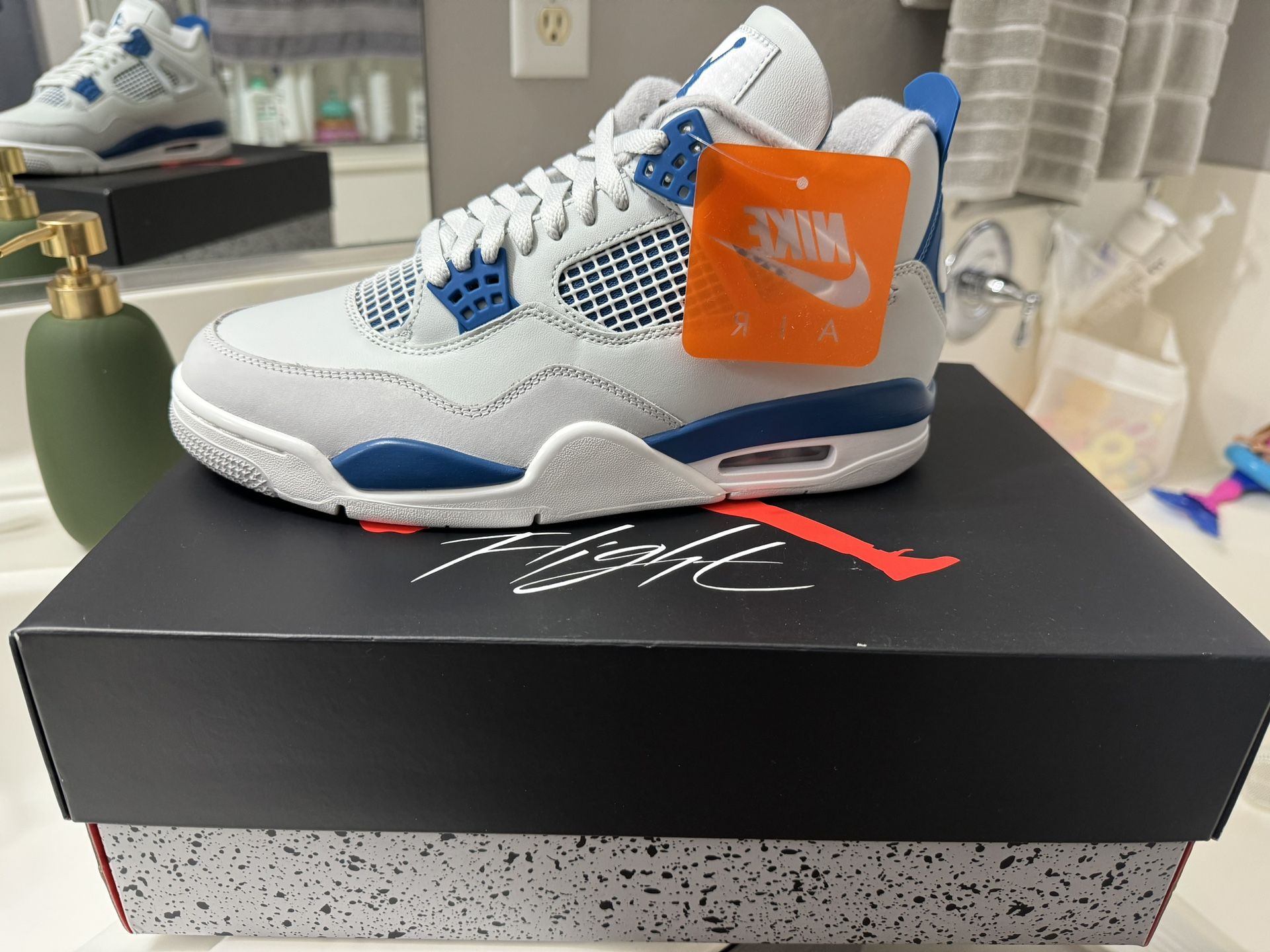 JORDAN 4 MILITARY BLUE