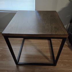 Coffee Table 2ftx2ft