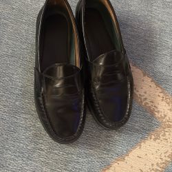 LL Bean, great condition black loafers women’s size 8.5