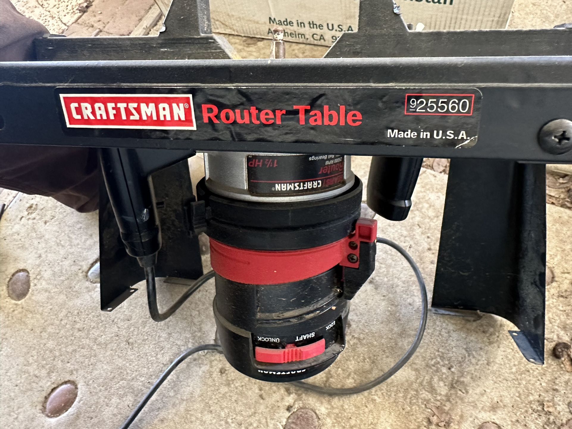 Router Table With Router Craftsman 1 1/2hp , Complete