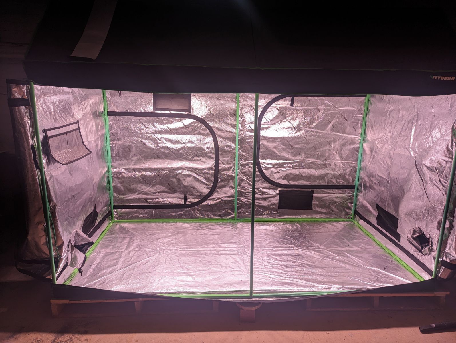 4x8 Grow Tent With Lights 