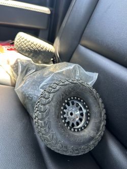 Traxxas UDR beadlocks