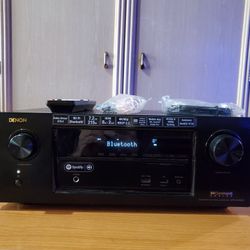 Denon AVR X3300W Bluetooth WIFI In Command 7.2 Channel Home Theater Receiver Remote  AM FM Antennas  24 Hours Test Period 