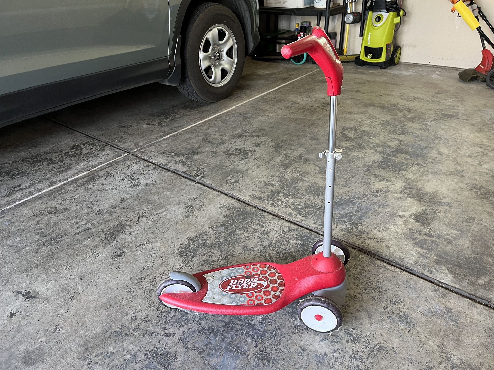 Radio Flyer Child’s Scooter