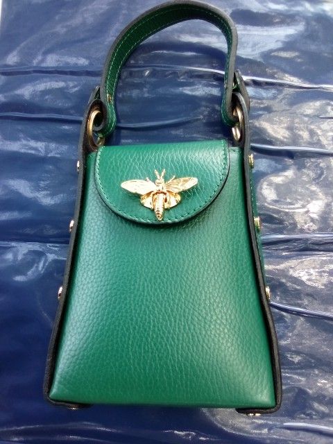 Vera Pelle Green Leather Bee Handbag Made In Italy Great Condition (Only $30!)