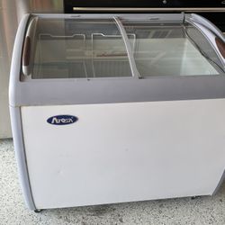 Atosa Glass Top Cooler