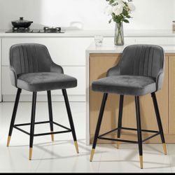 Set of 2 swivel Gray Velvet Barstool New In box!! $60