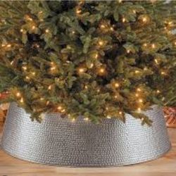 33" Silver Tree Collar